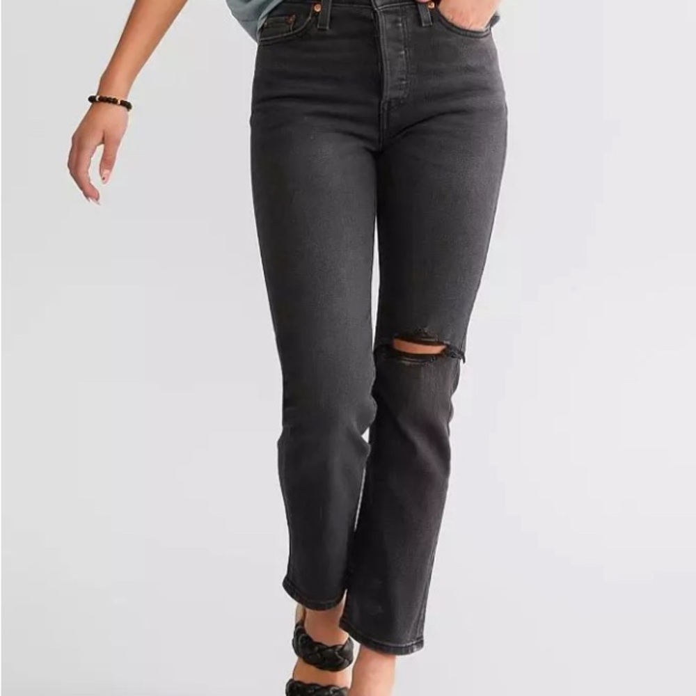 Levi’s wedgie straight jeans Size 24